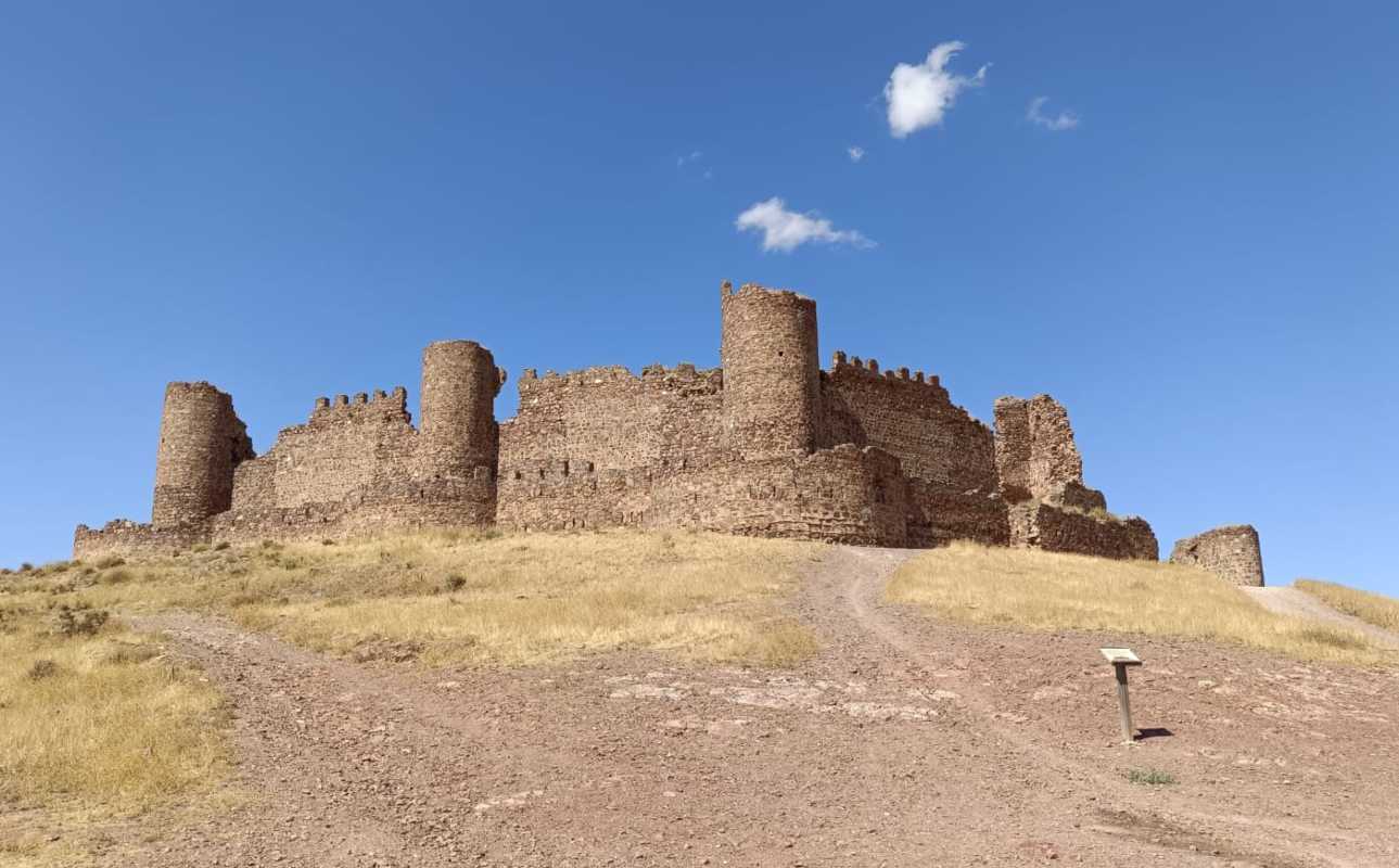 Castillo de Almonacid de Toledo. Foto: David Romero. tiempo castilla-la mancha