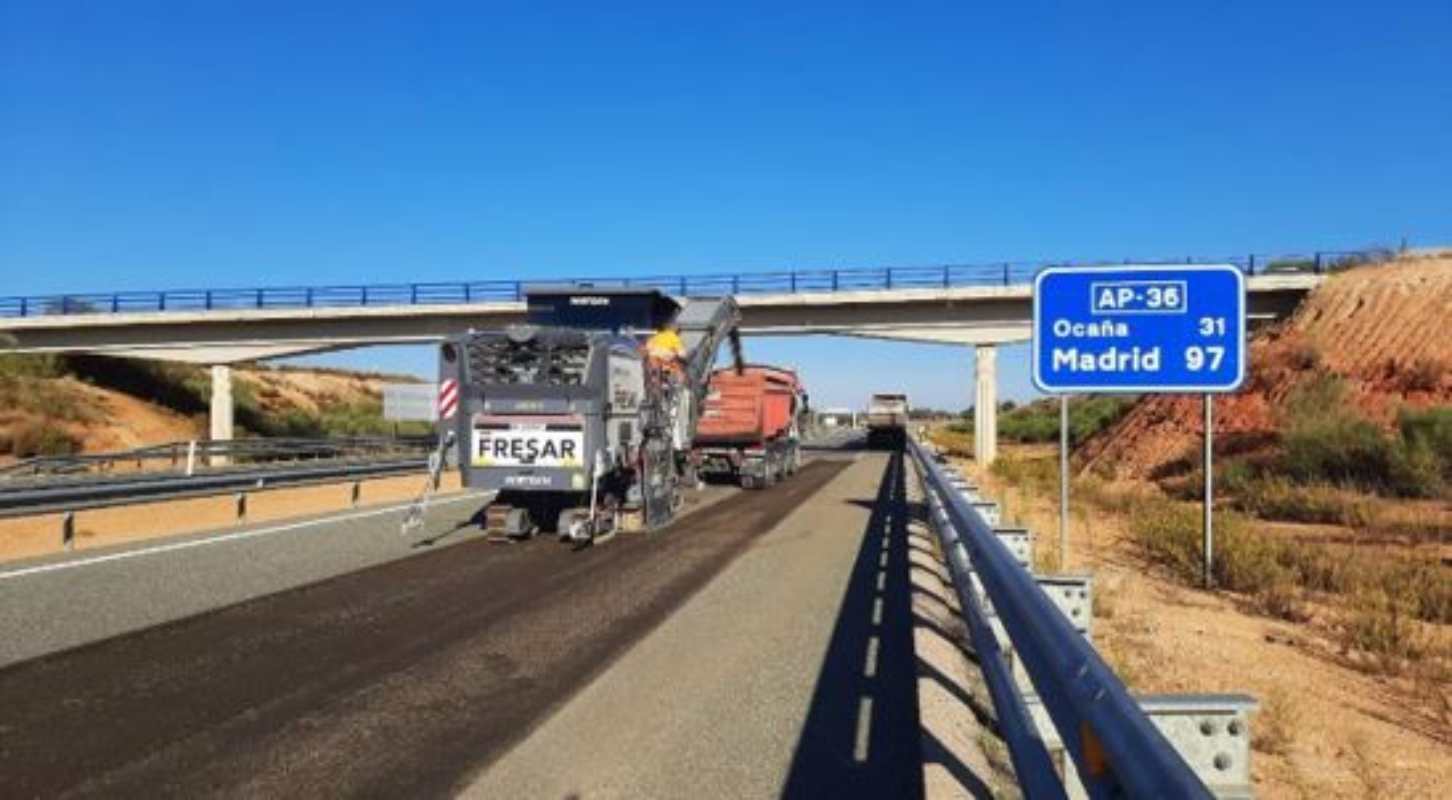 Transportes ejecuta la reforma de los firmes de dos autopistas en CLM.