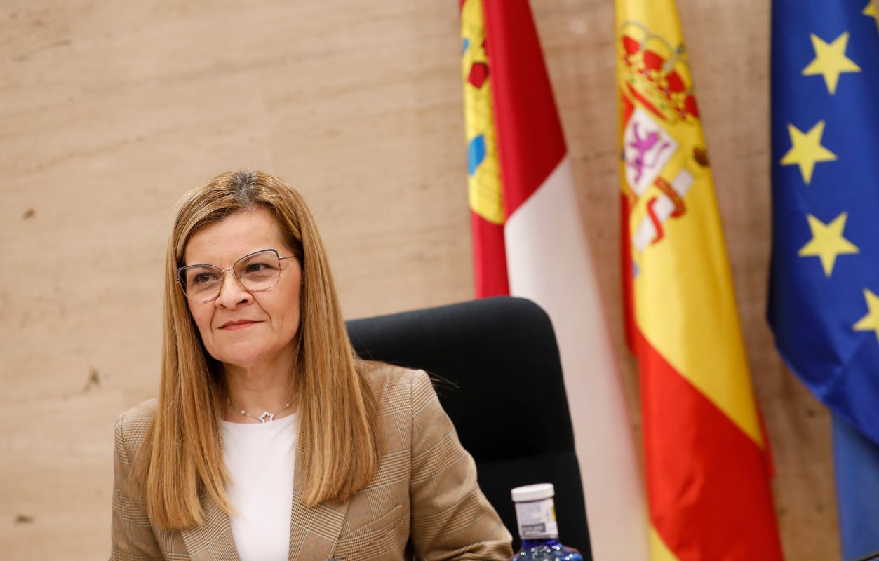 Lourdes Luna, en la Comisión de Igualdad de las Cortes de CLM. Foto: Cortes de CLM.