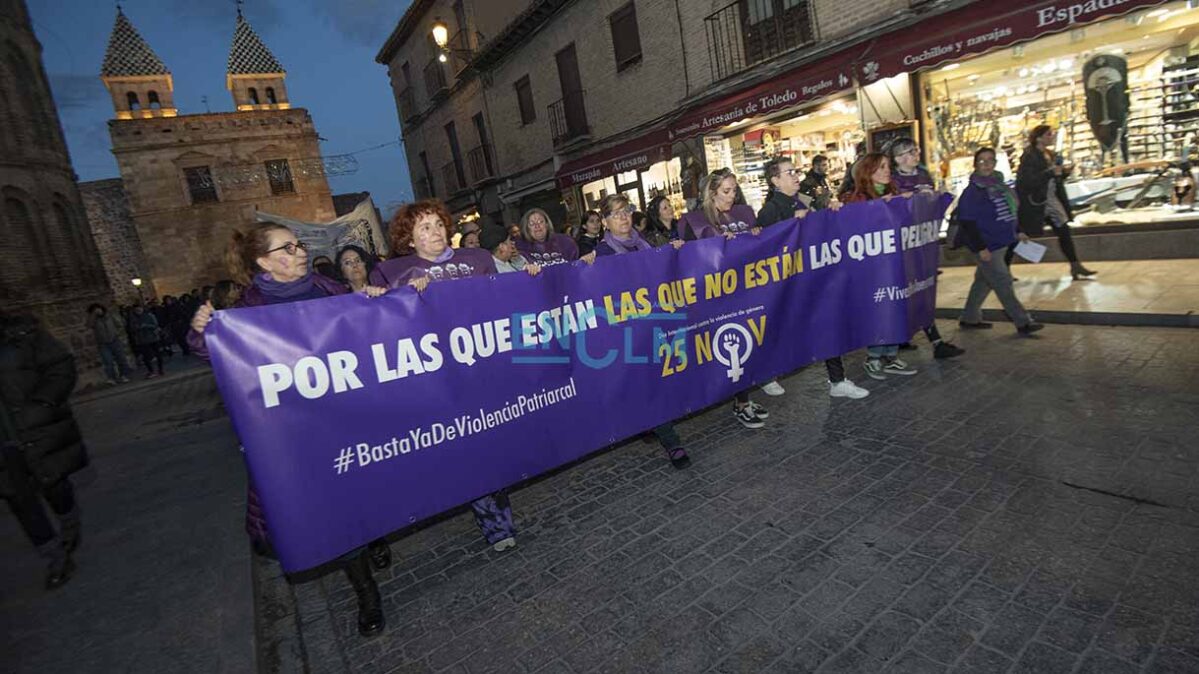 Manifestación del 25N convocada por la Plataforma 8M de Toledo. Imagen: Rebeca Arango.