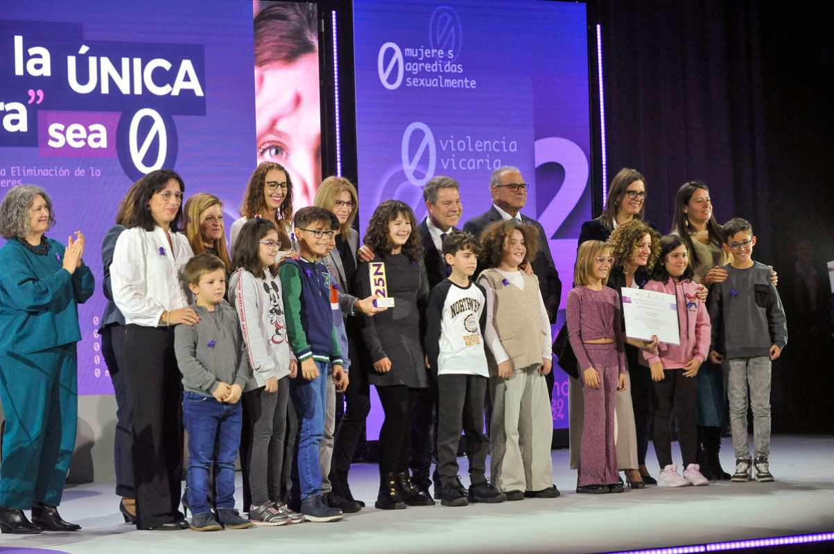 Acto por el Día Internacional de la Eliminación de la Violencia Contra las Mujeres.