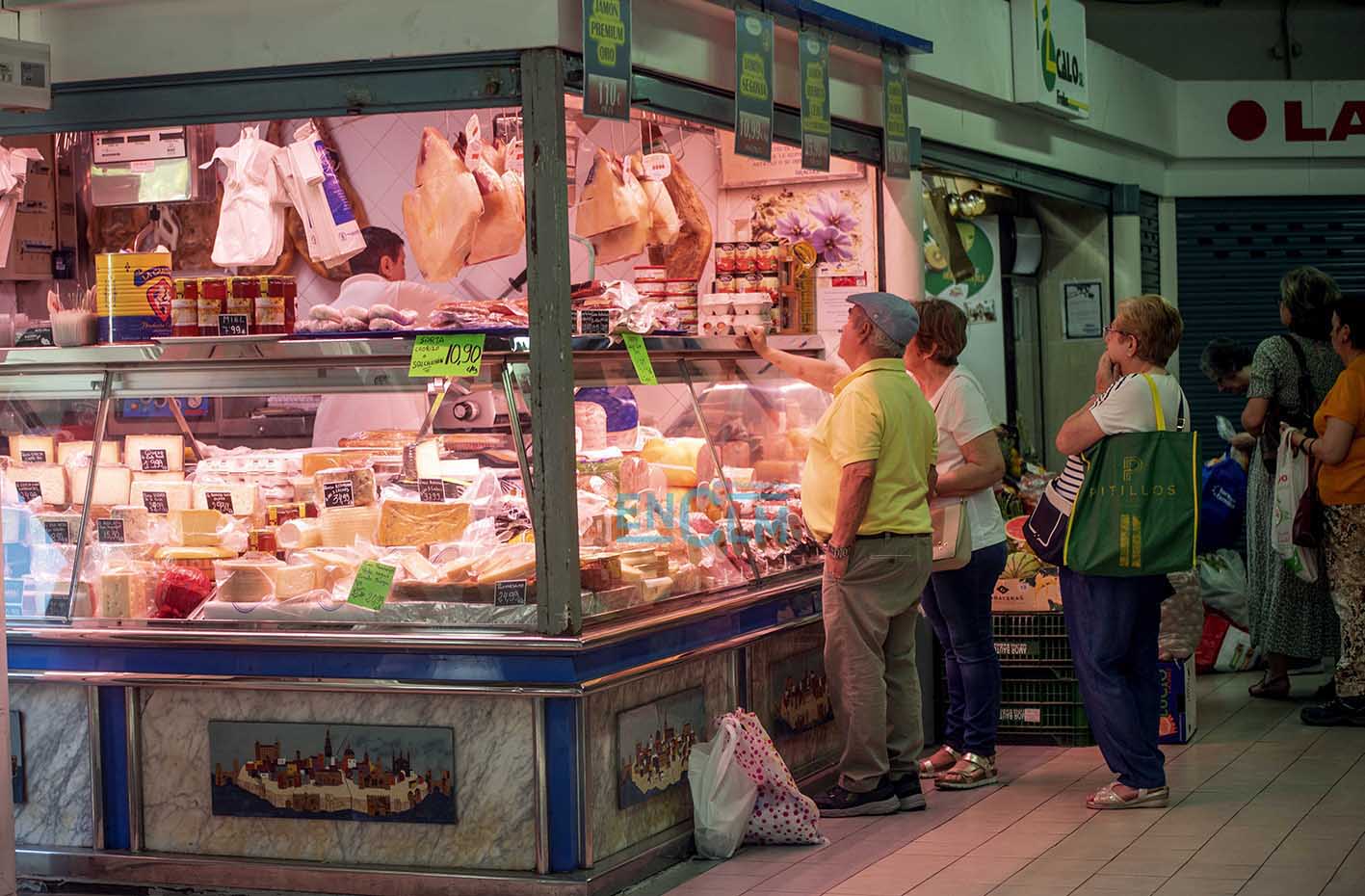 Imagen de un comercio en Toledo. Foto: Rebeca Arango.