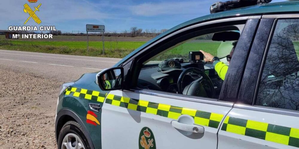 Vehículo de la Guardia Civil.