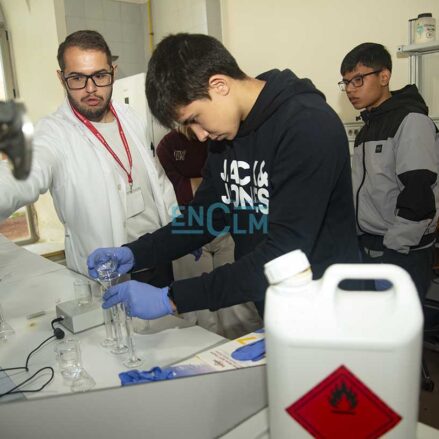 Semana de la Ciencia en el Campus de la Fábrica de Armas de la UCLM.