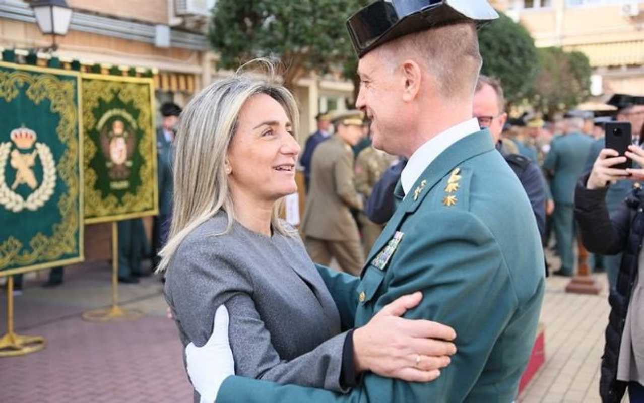 La delegada del Gobierno en Castilla-La Mancha, Milagros Tolón, y el jefe de la Comandancia de la Guardia Civil en Toledo, Francisco Javier Cortés.