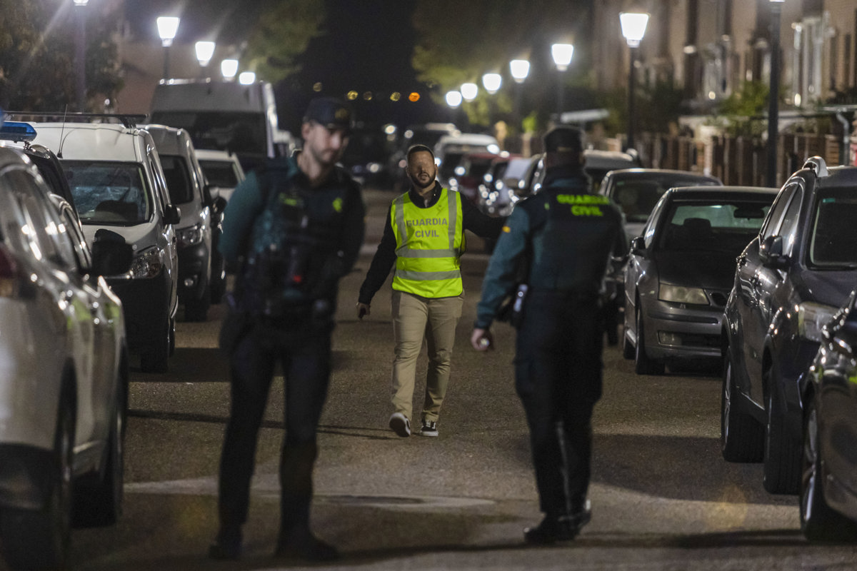 Los hechos ocurrieron en la calle La Marina de Pantoja. Foto: EFE/Ángeles Visdómine.