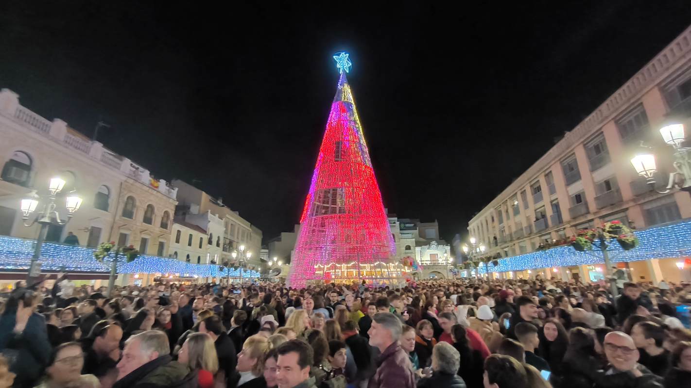 Llenazo en la Plaza Mayor de Ciudad Real