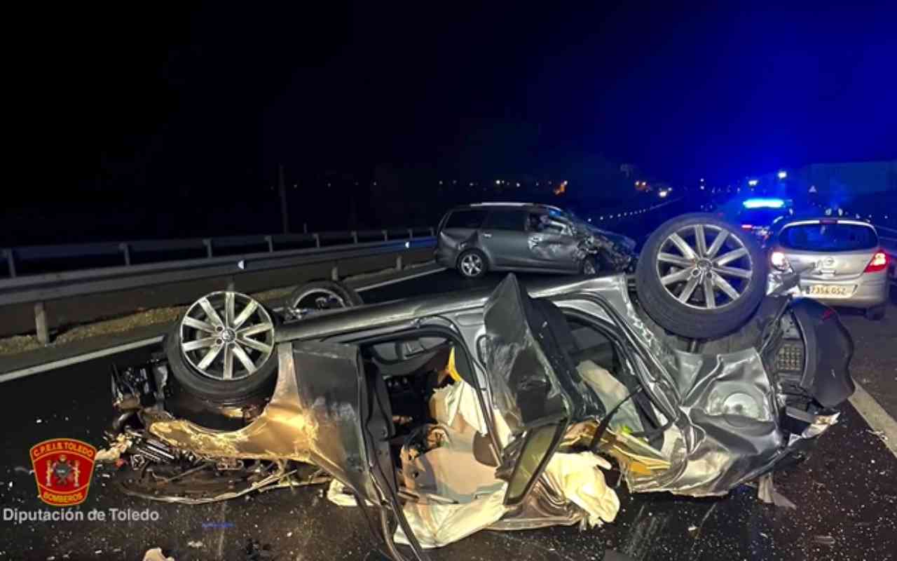 Imagen de unos de los coches implicados en el accidente. Fuente: CPEIS.