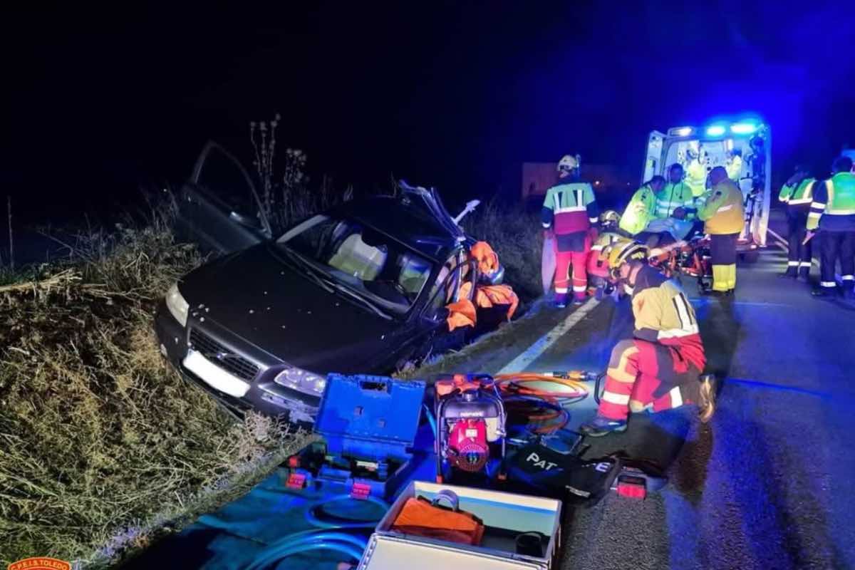 Accidente de tráfico en Gerindote (Toledo), con un atrapado en el interior del vehículo que se ha salido de la vía. Foto: @cpeistoledo en Instagram