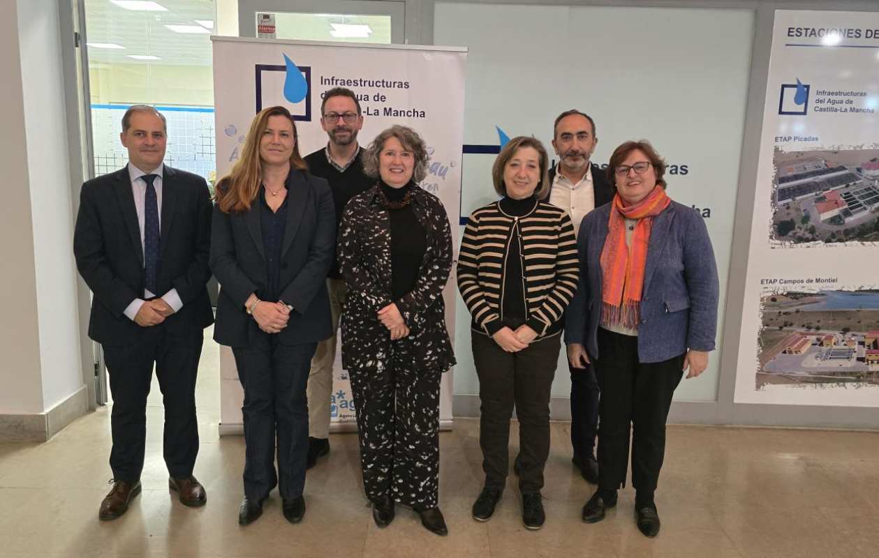 Reunión del Consejo de Administración de la entidad de derecho público Infraestructuras del Agua de Castilla-La Mancha (IACLM).