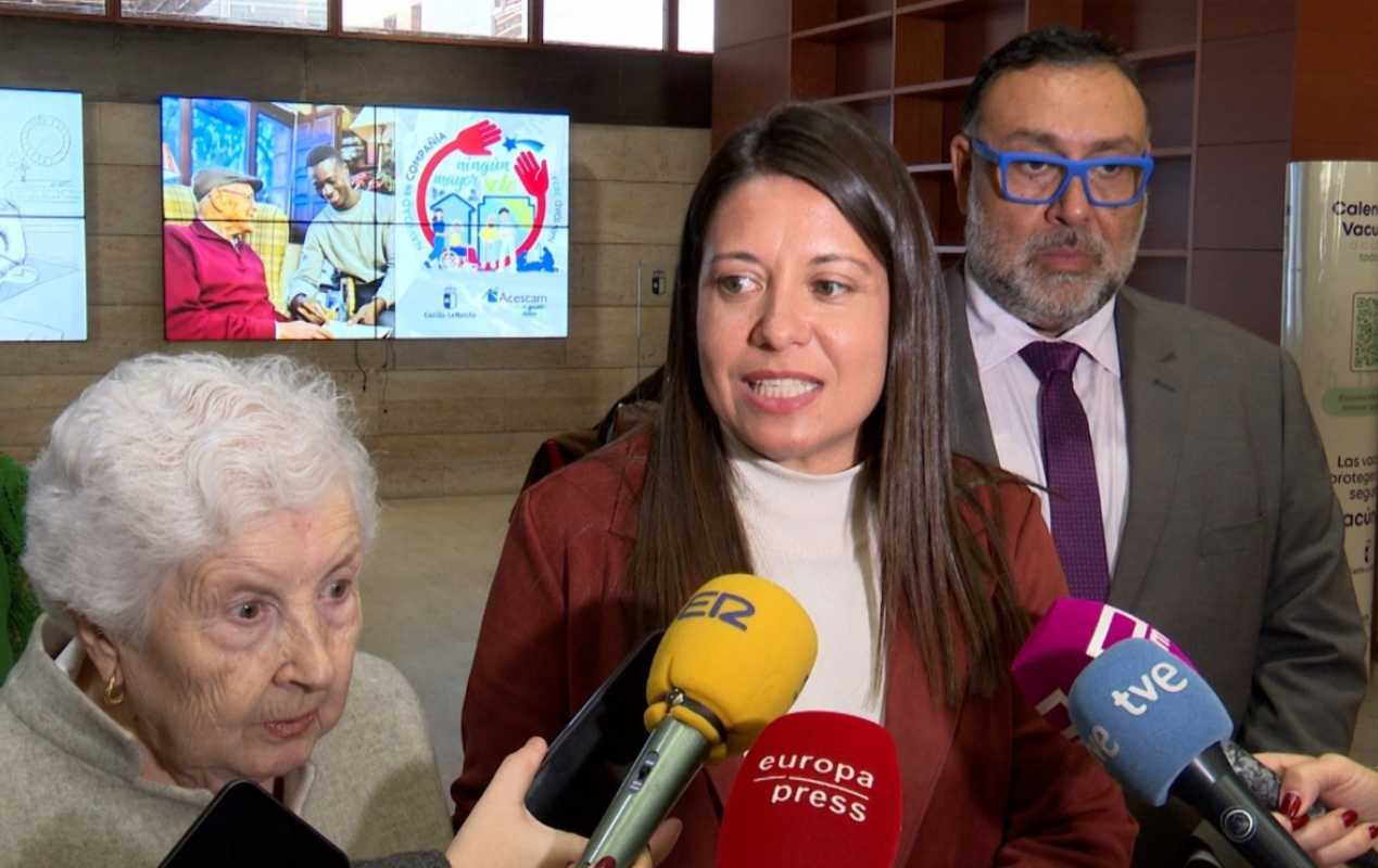 La consejera de Bienestar Social, Bárbara García Torijano, durante la presentación de 'Navidad en compañía'. - EUROPA PRESS