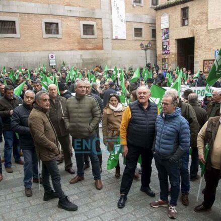 Concentración de Asaja contrae el tratado UE-Mercosur. Foto: Rebeca Arango.