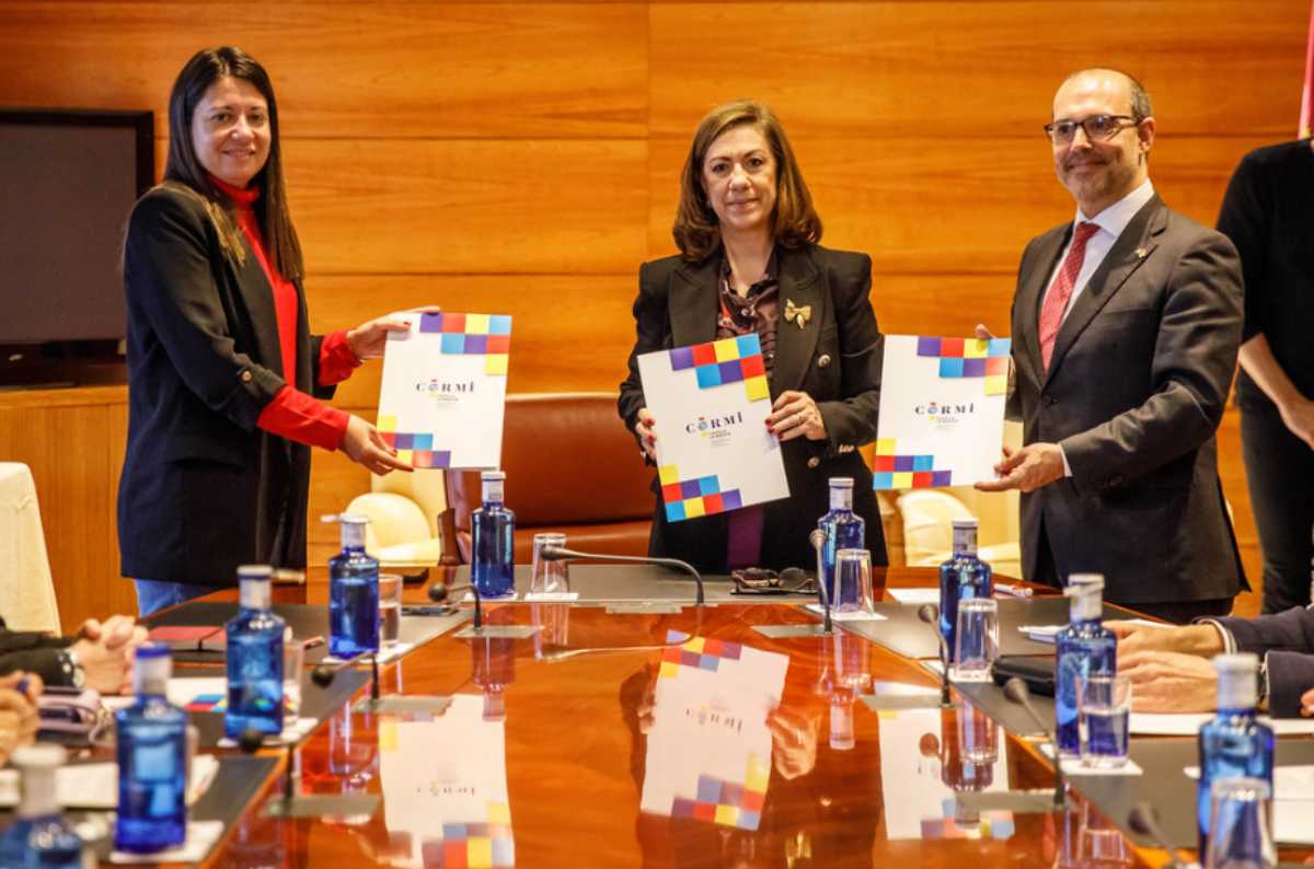 Encuentro organizado por las Cortes de Castilla-La Mancha con el Comité Español de Representantes de Personas con Discapacidad en Castilla-La Mancha (CERMI CLM), con motivo del Día Internacional de las Personas con Discapacidad,en el Parlamento Autonómico. (Fotos: D. Esteban González //JCCM)