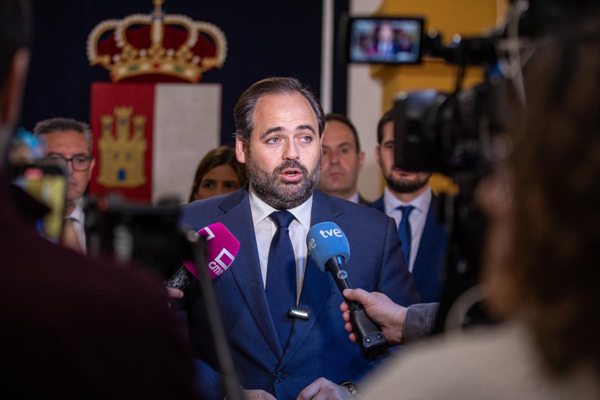 Paco Núñez, antes del acto institucional por el Día de la Constitución.