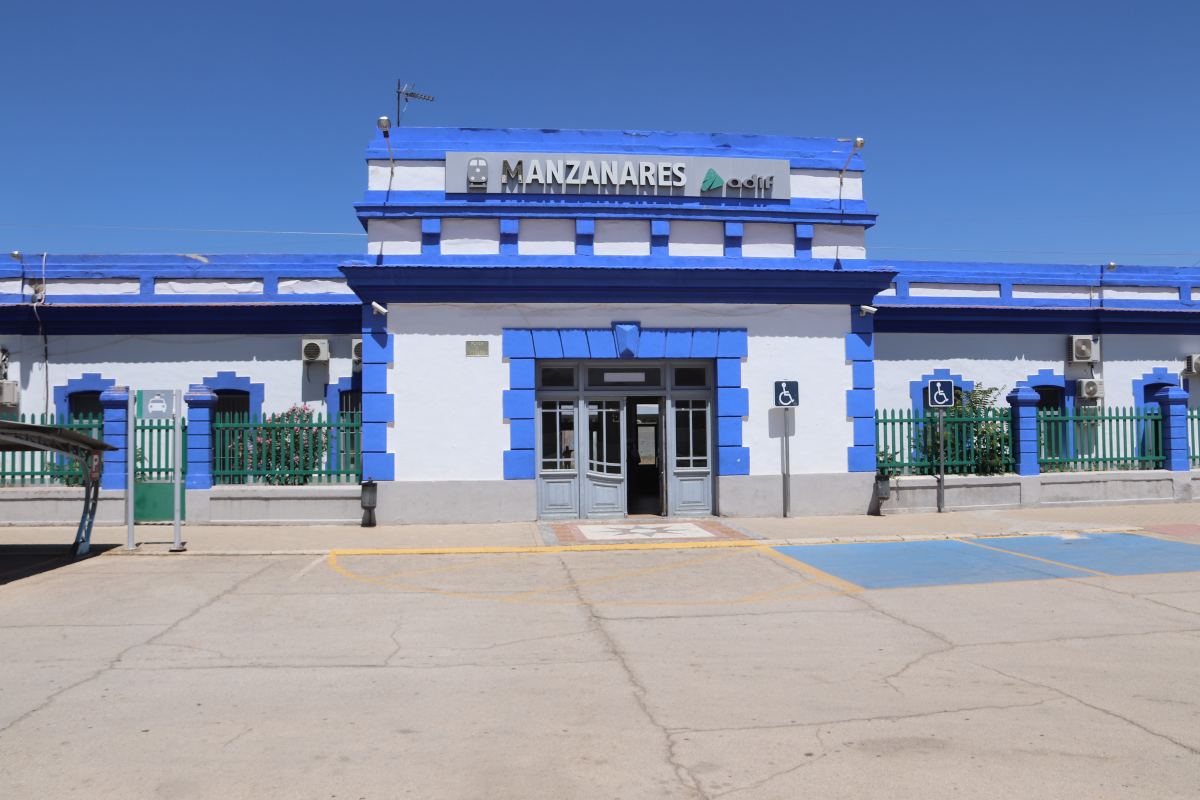 Estación de tren de Manzanares