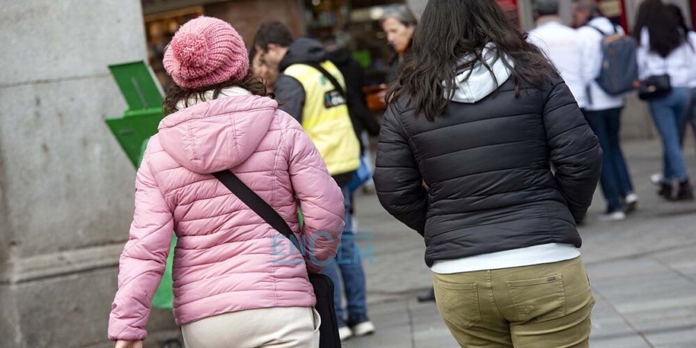 mujeres, turismo, frío, gente, invierno