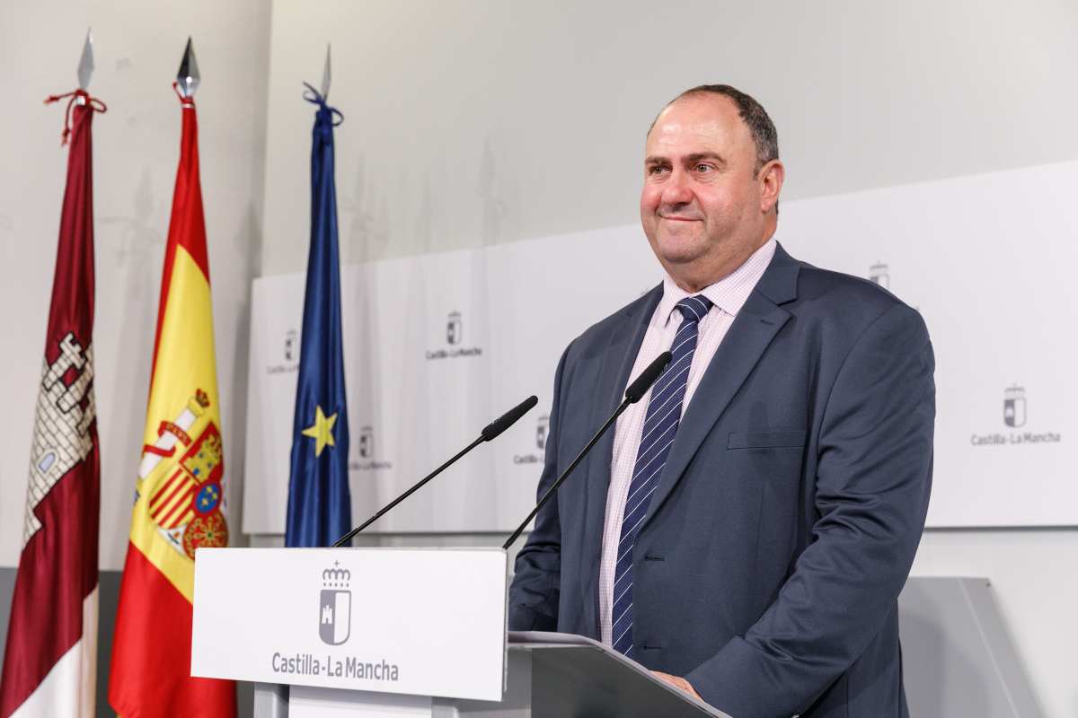 El conejero de Agricultura, Ganadería y Desarrollo Rural.