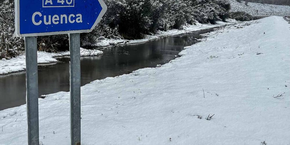 Nieve en el puerto de Cabrejas (Cuenca). EFE/ Lorena Mayordomo