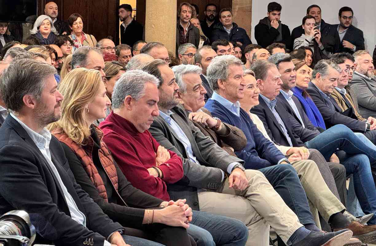 Paco Núñez asistió a la 'Declaración de Asturias' del PP en Oviedo.