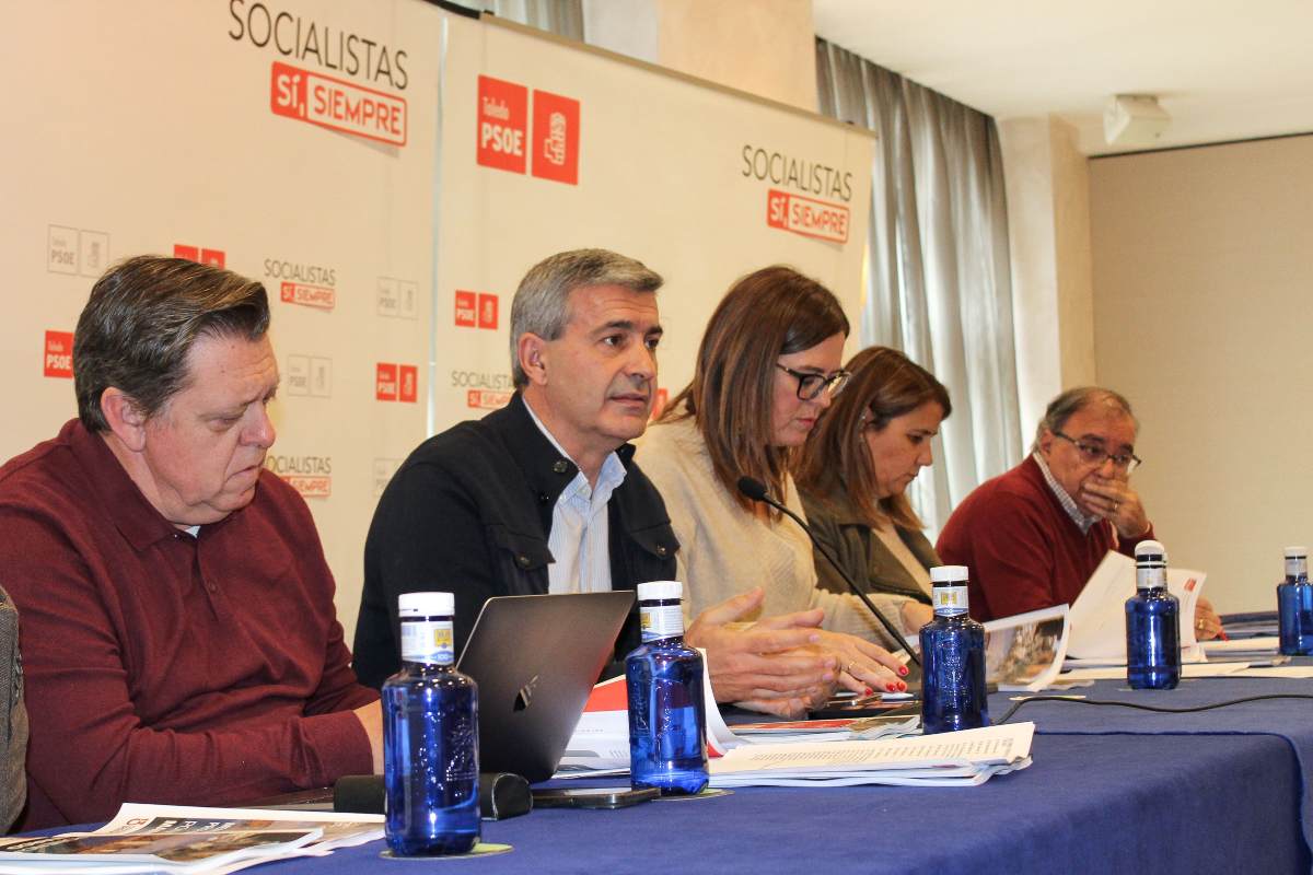 Celebración de la reunión precongresual del PSOE de Toledo.