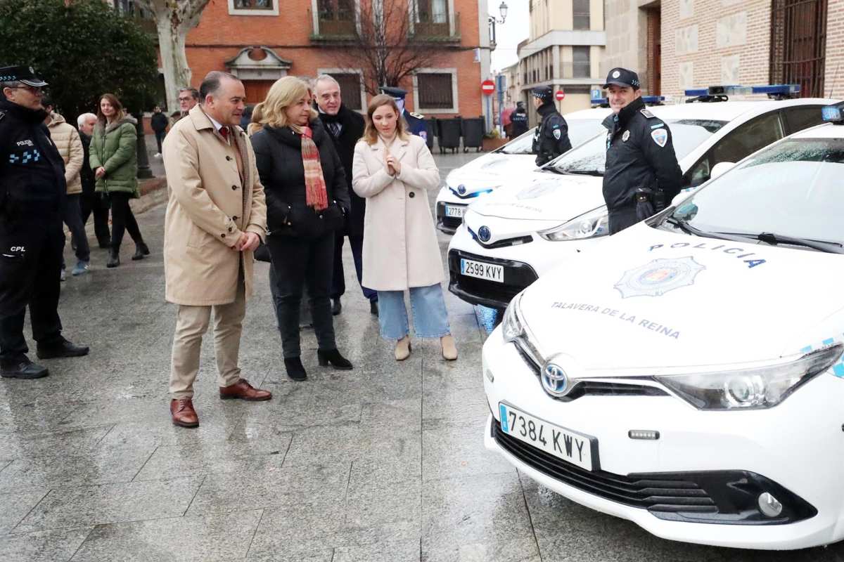 Madrid cede siete coches a la Policía Local de Talavera.