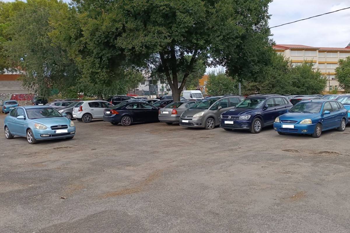 Aparcamiento junto al Parque de Gasset de Ciudad Real