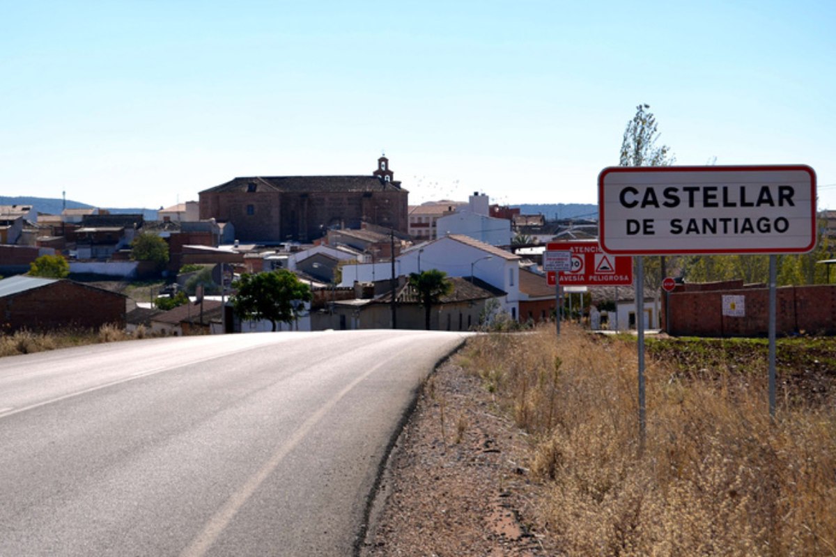 Entrada al municipio de Castellar de Santiago