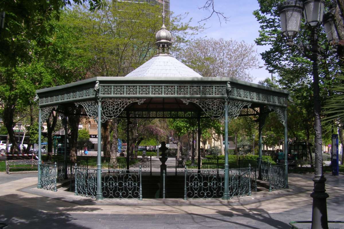 Imagen del templete de la Fuente Agria de Puertollano