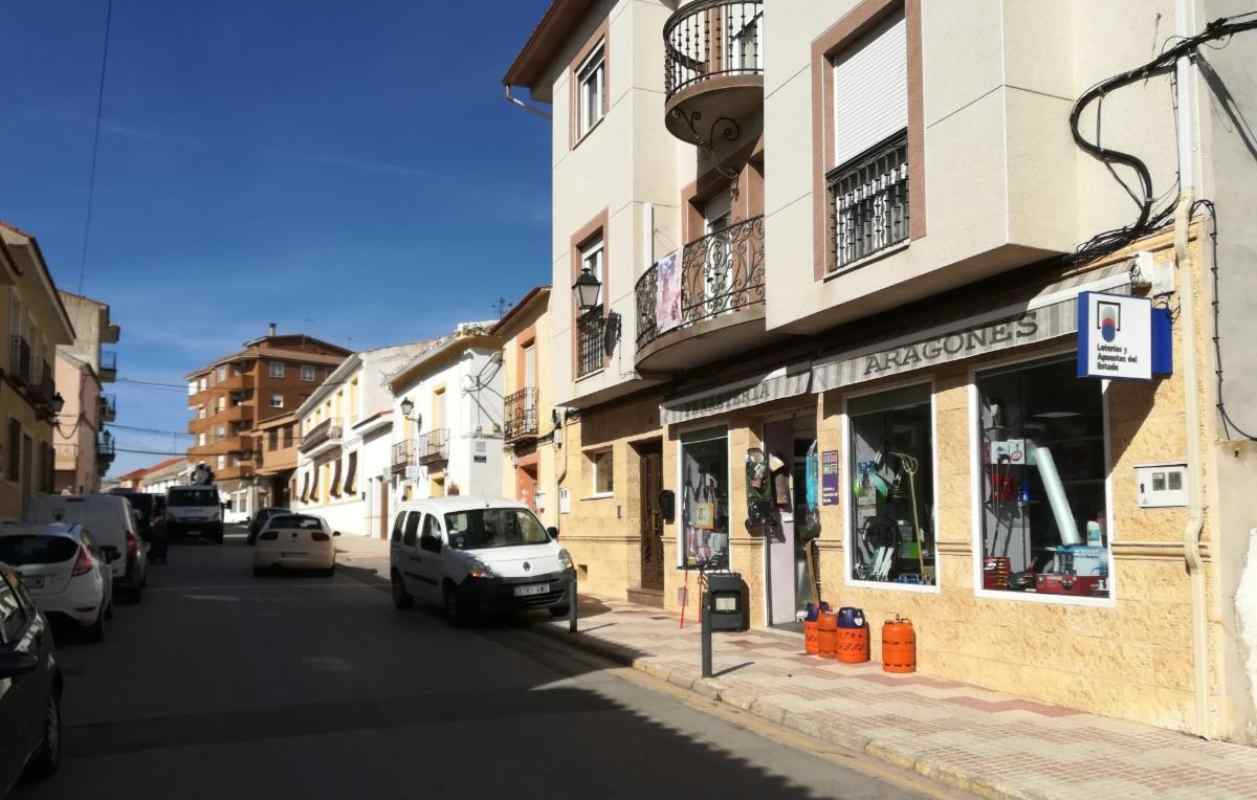 Administración situada en la avenida de la Constitución de Villatobas (Toledo)