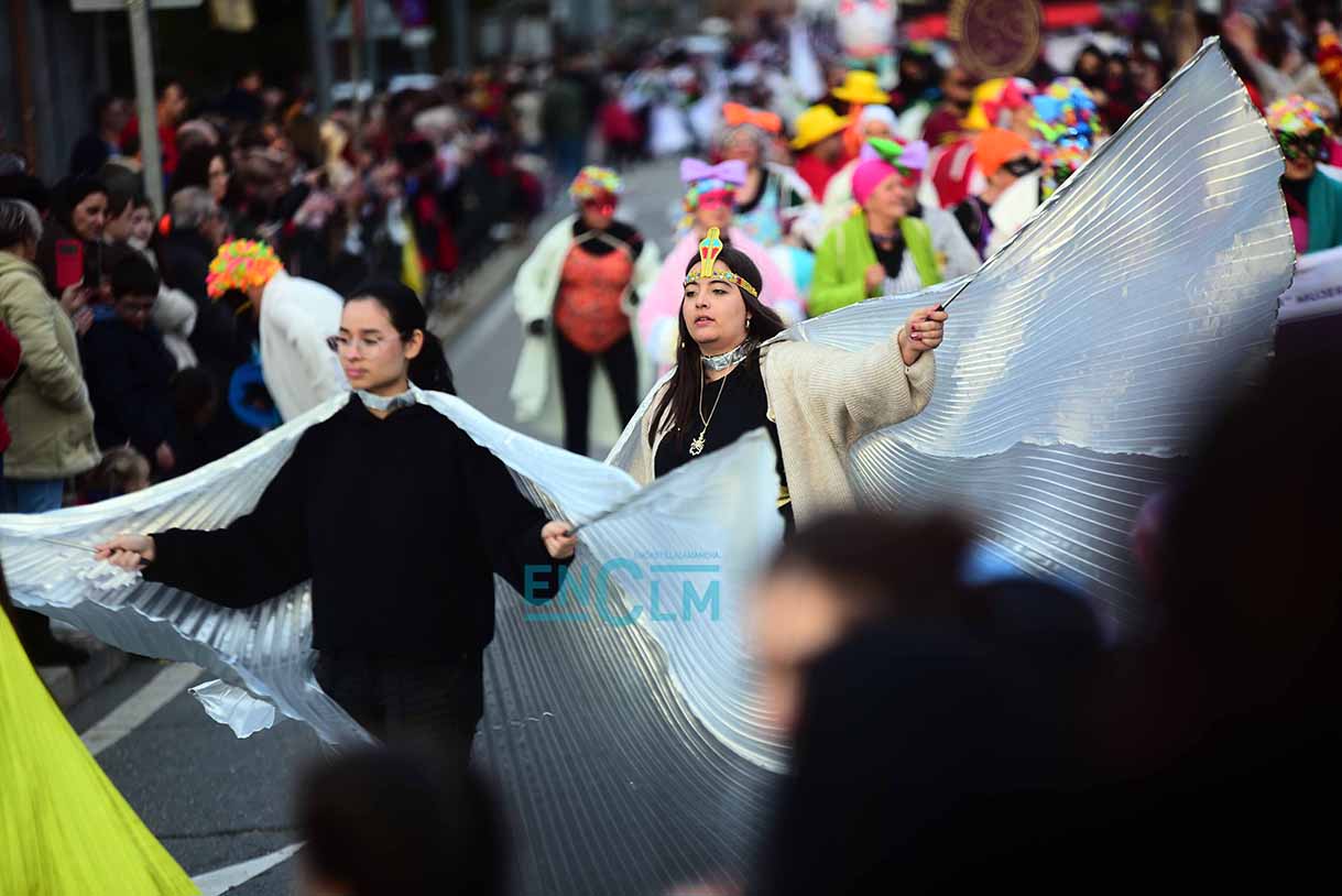 Desfile de Carnaval en el Polígono de Toledo