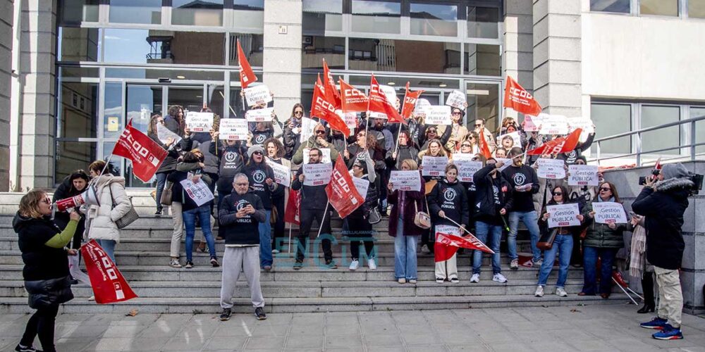 Concentración de los trabajadores del 112 ante la Consejería de Hacienda y Administraciones Públicas de Castilla-La Mancha