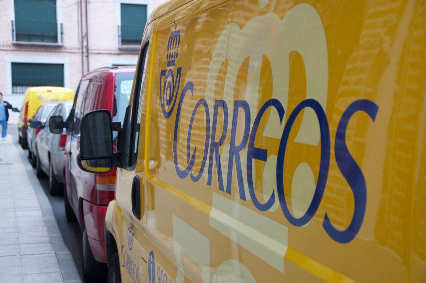 Imagen de archivo de una furgoneta de Correos.