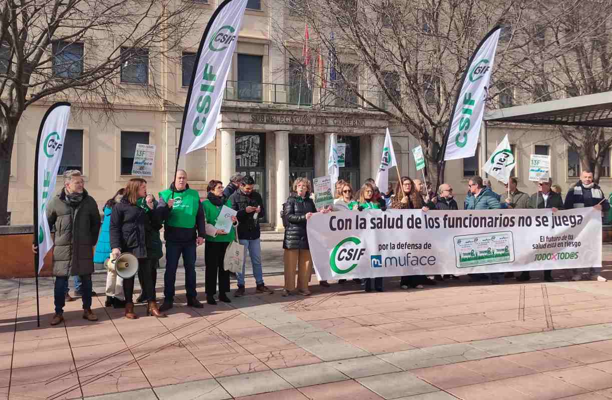 CSIF, ante la Subdelegación del Gobierno en Cuenca.