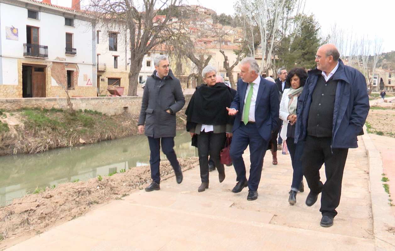 Visita del ministro Ángel Víctor Torres a Mira (Cuenca).