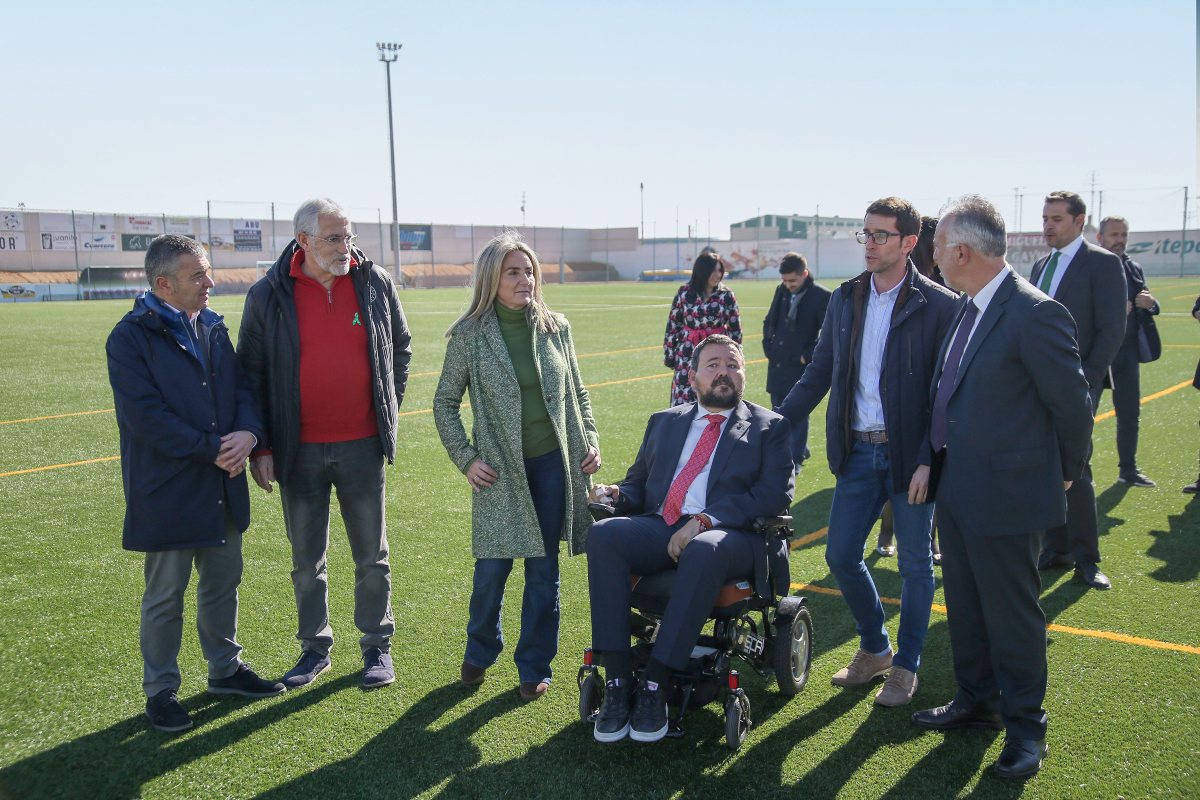 campo-futbol-la-roda