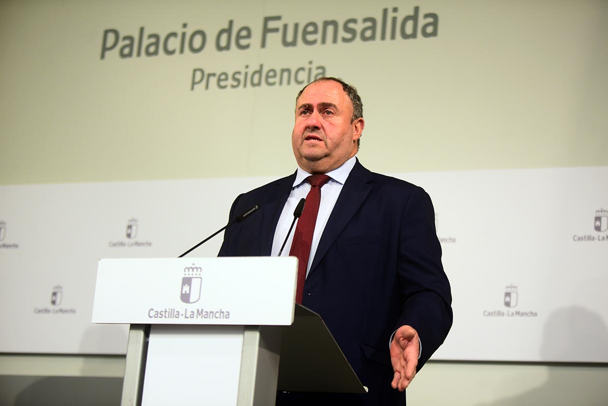 El consejero de Agricultura, Ganadería y Desarrollo Rural de Castilla-La Mancha, Julián Martínez Lizán. Foto: ENCLM / Rebeca Arango.