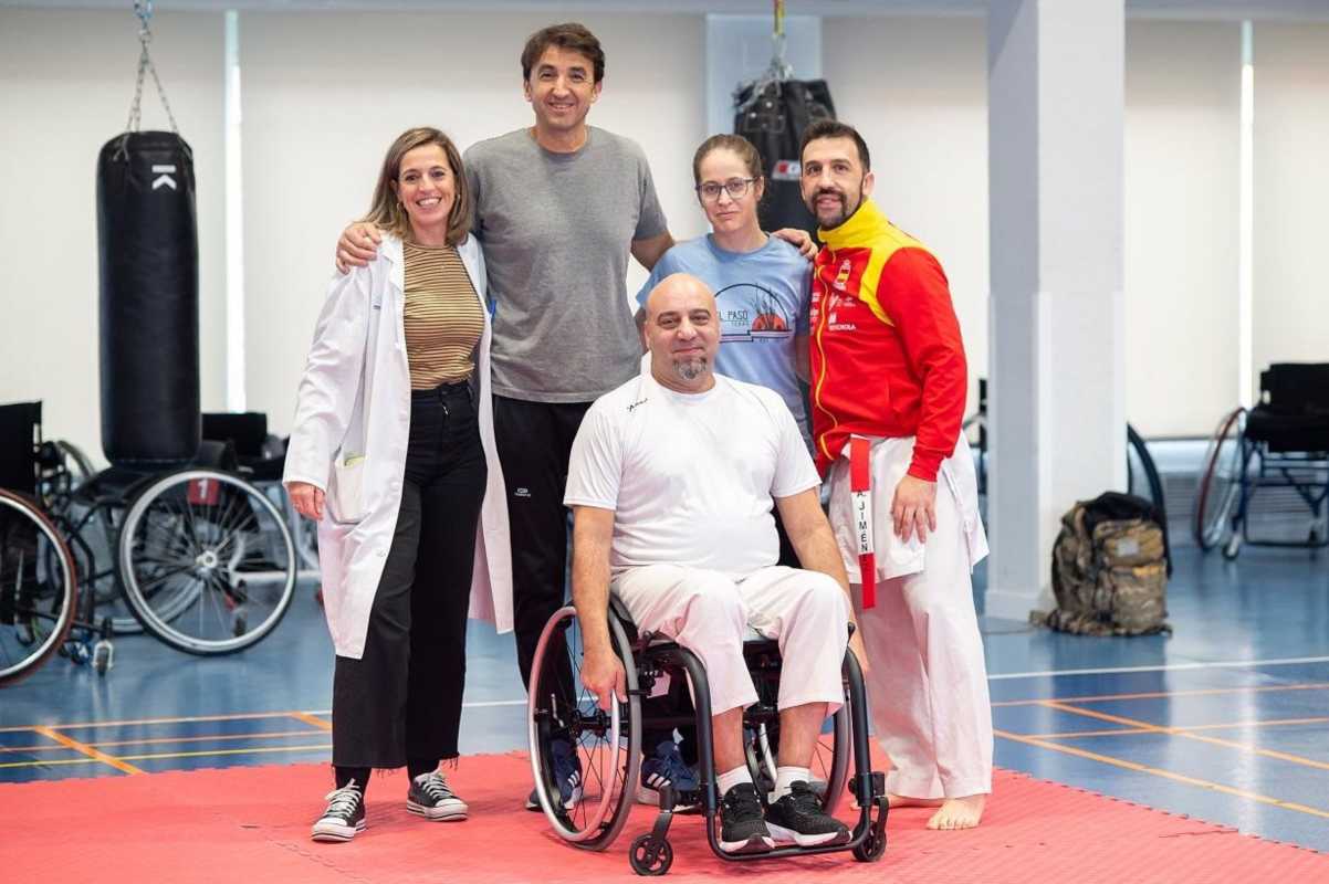 El Hospital de Parapléjicos incorpora el parakárate a su oferta deportiva para pacientes.