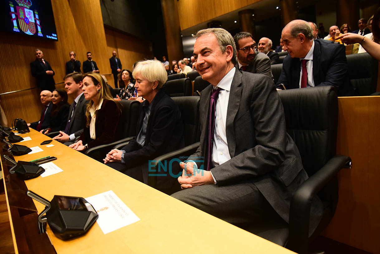 Zapatero, durante la presemtación del último libro de José Bono. Foto: Rebeca Arango.