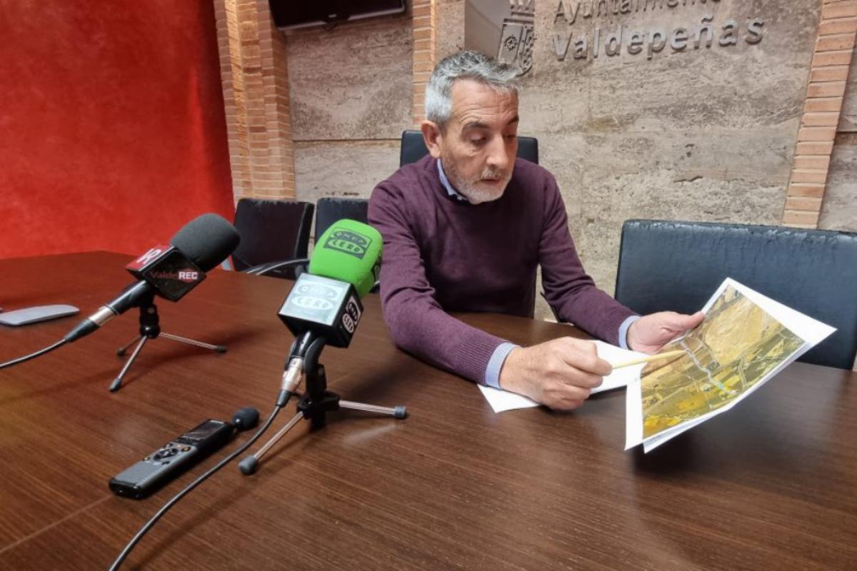 El alcalde de Valdepeñas ha sido el encargado de presentar el proyecto