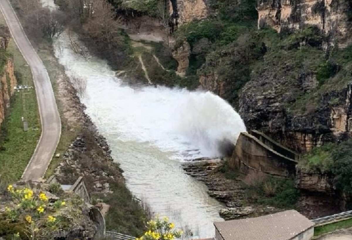 Embalse de Alcorlo