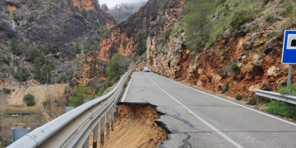 ayna-carretera-corta