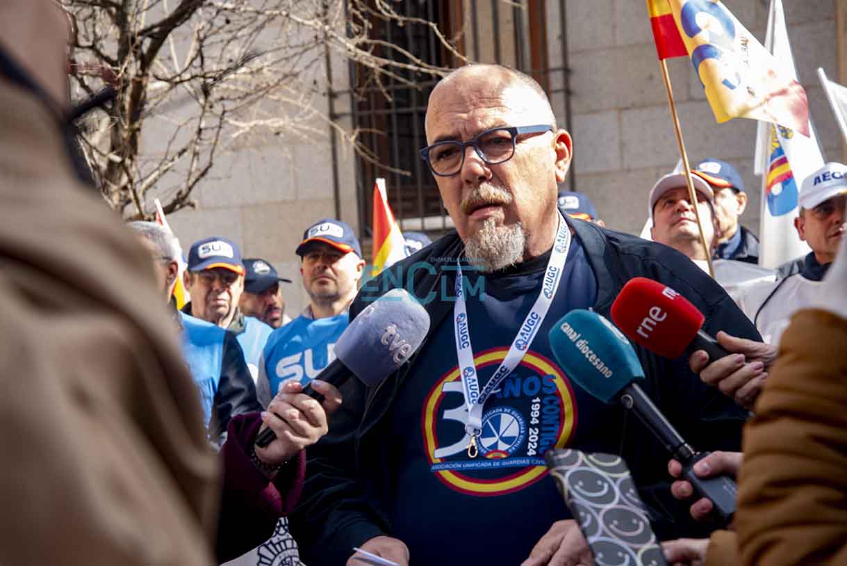 Los policías y guardia civiles arguyen que el Gobierno ha provocado "un riesgo innecesario". Foto: Rebeca Arango.