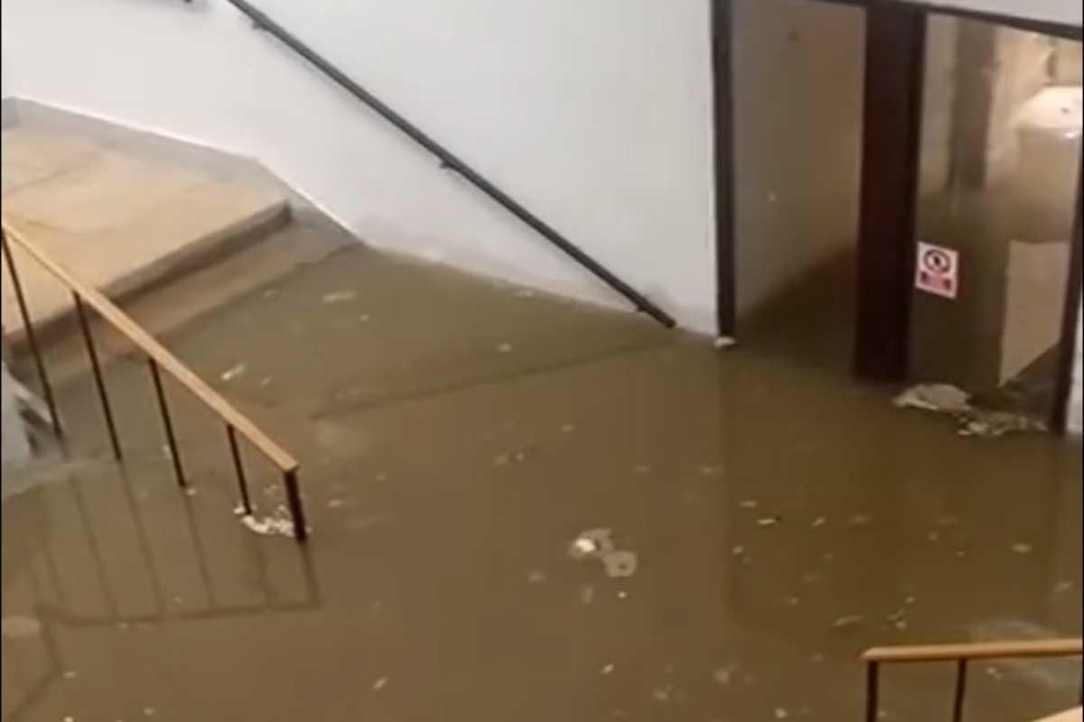 Imagen de la zona inundada del edificio Sabatini.