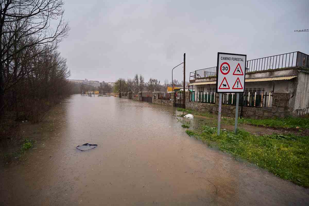 Inundaciones en Escalona. EFE/Manu Reino.