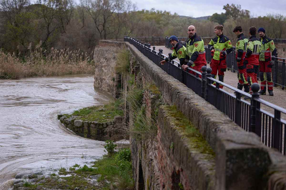 El Tajo a su paso por Talavera. Foto: EFE/Manu Reino.