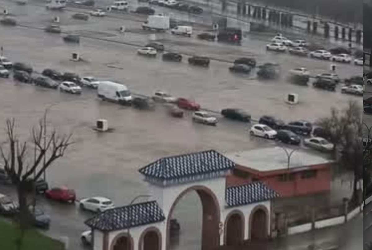 Inundación cerca del Talavera Ferial, en los Jardines del Prado.