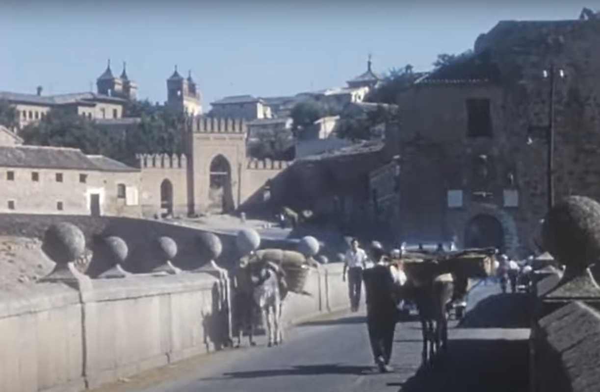 Imagen del Puente de San Martín en verano del 58